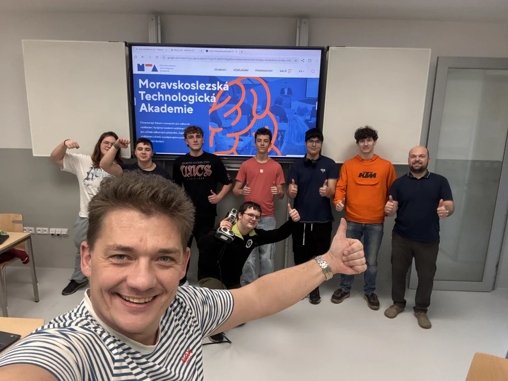 Inovace ve výuce IT: Profesionální 3D skenování na naší škole 2025